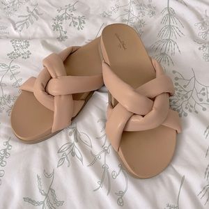 Puffy sandals